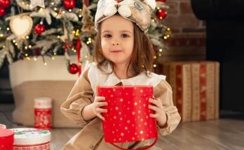 My 7-Year-Old Daughter Refused to Open Her Christmas Gifts, Saying 'Grandpa Told Me the Truth About Mom'