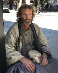 Rich Old Man Dresses as Homeless and Visits Huge Grocery Store to Determine His Heir – Story of the Day