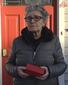 My High School Girlfriend Showed Up at My House 48 Years After Our Last Meeting, Holding an Old Red Box