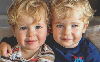 Man and Woman on a Blind Date Surprised to Find Their Kids are Mirror Images of Each Other